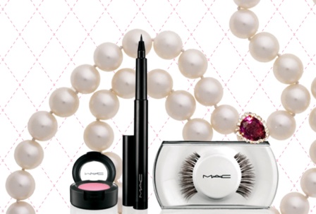 1011_miss-piggy-mac-cosmetics-collaboration-product_bd