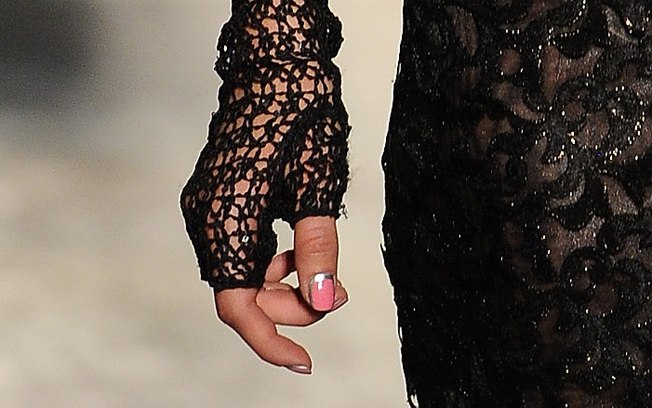 border nail chanel ..