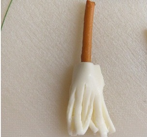 scopetta della strega halloween