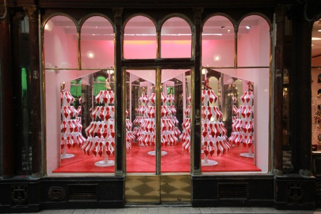 window christmas louboutin 2012