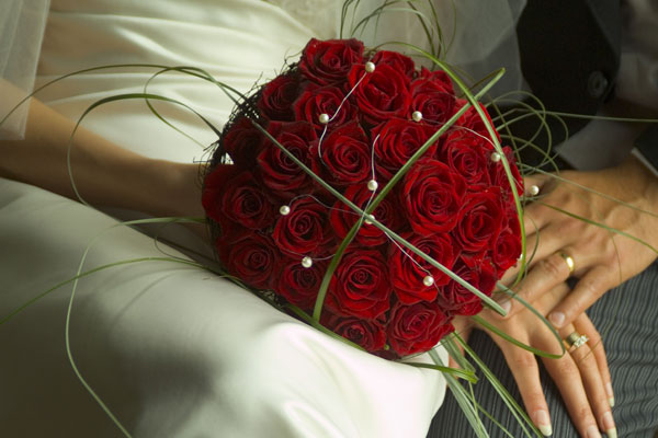 BOUQUET ROSE ROSSE PARTICOLARE