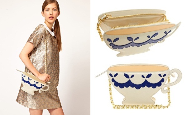 MOSCHINO TEACUP CLUTCH