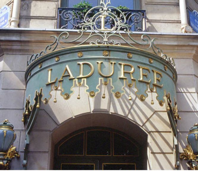 PASTICCERIA LADUREE PARIGI