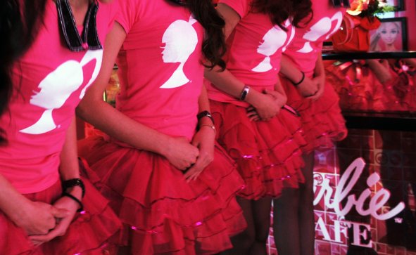 barbie cafe 2