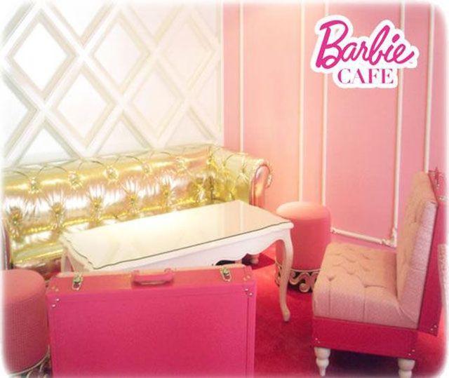 barbie-cafe