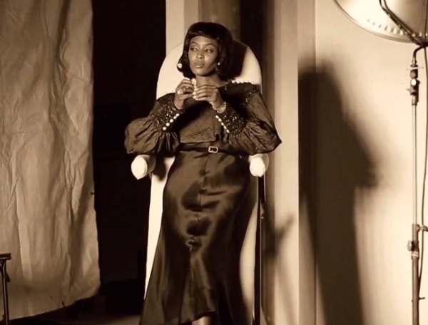 Naomi-Campbell-Vogue italia febbraio 2013