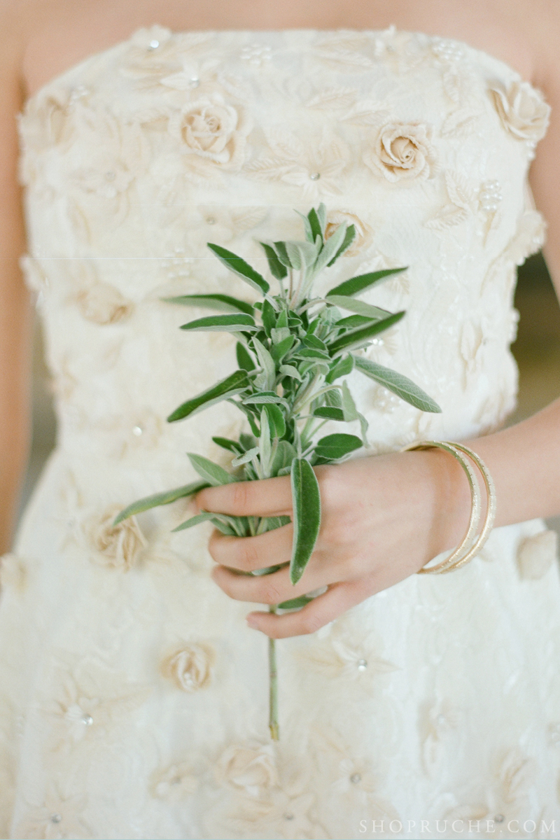 abito da sposa rouche primavera 2013 18