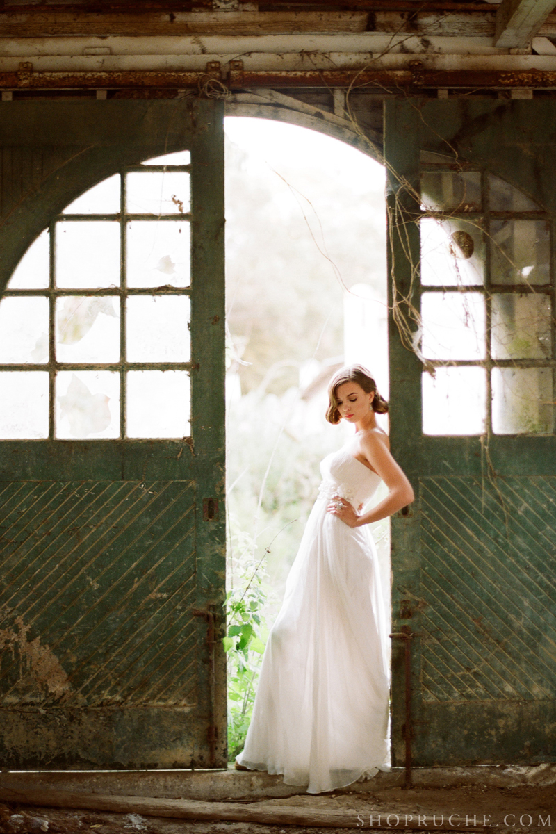 abito da sposa rouche primavera 2013 27