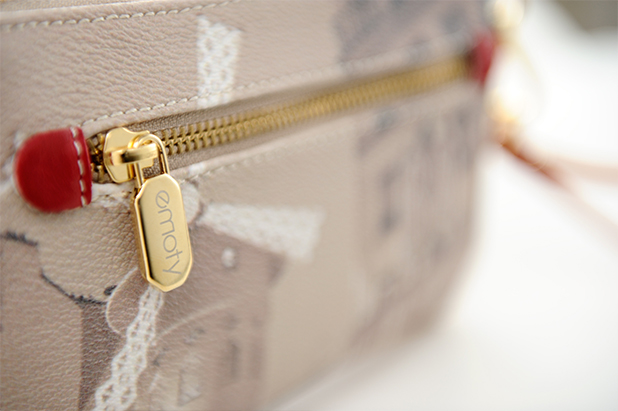 emoty bags dettagli