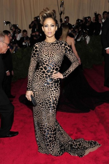 jennifer-lopez-in-michael-kors met gala 2013