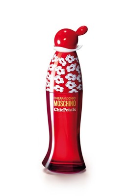 profumo moschino chic petals