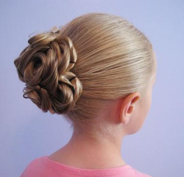 acconciatura bambina per scuola