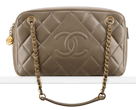 Diamond-bag-Chanel-02