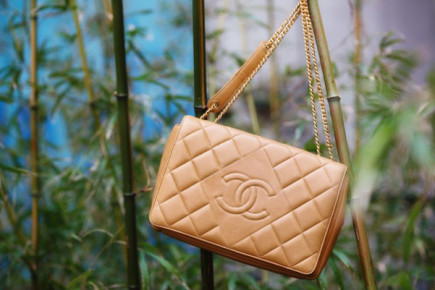 Diamond-bag-Chanel-05