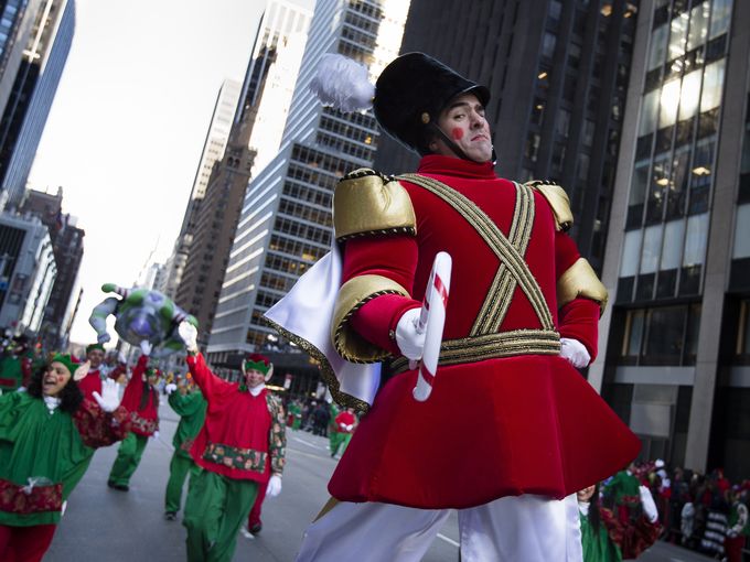 1385664364001-AP-Thanksgiving-Day-Parade2