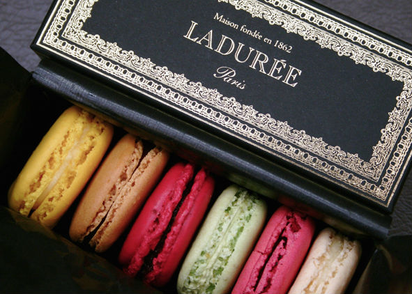 ladure- macaron natale 2013