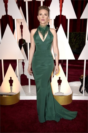 scarlett johansson in atelier versace