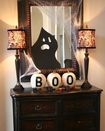halloween-decoration-boo
