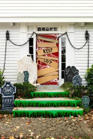 halloween-derco-door
