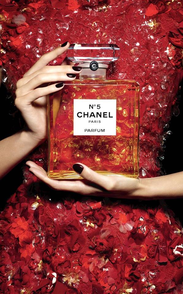 chanel-5-christmas-2015