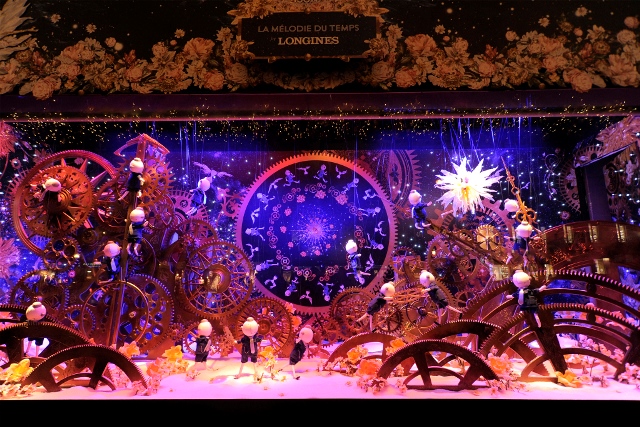Printemps' Christmas window display.
