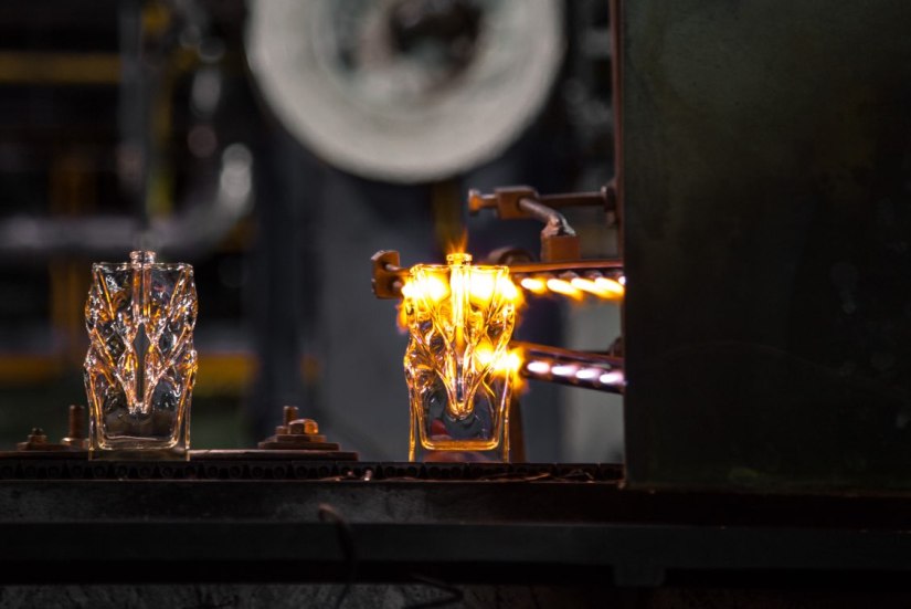 flacone-fragranza-louboutin